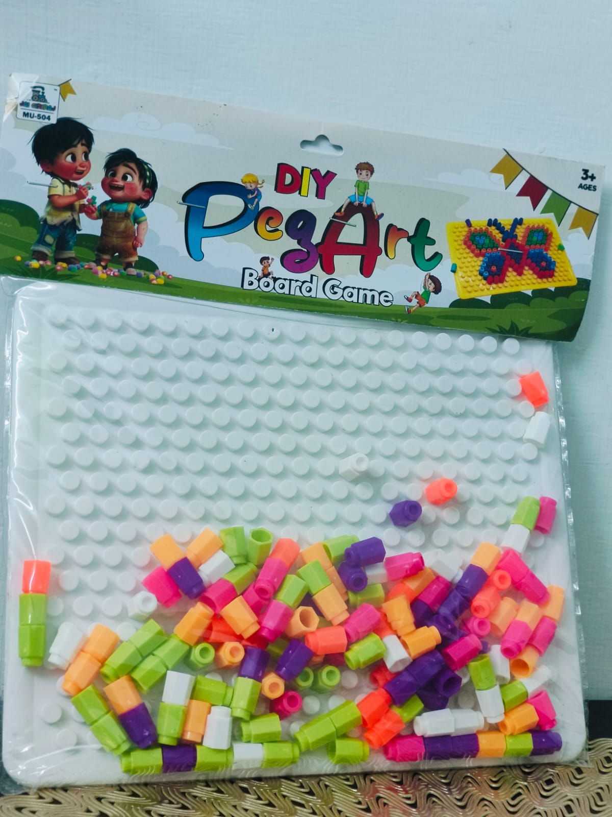 CREATIVE MOSAIC PEG PUZZLE BOARD