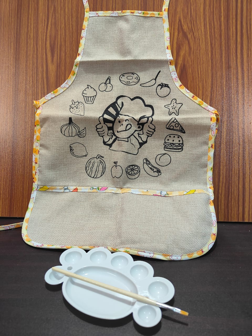 DIY COLOURING JUTE APRON KIT