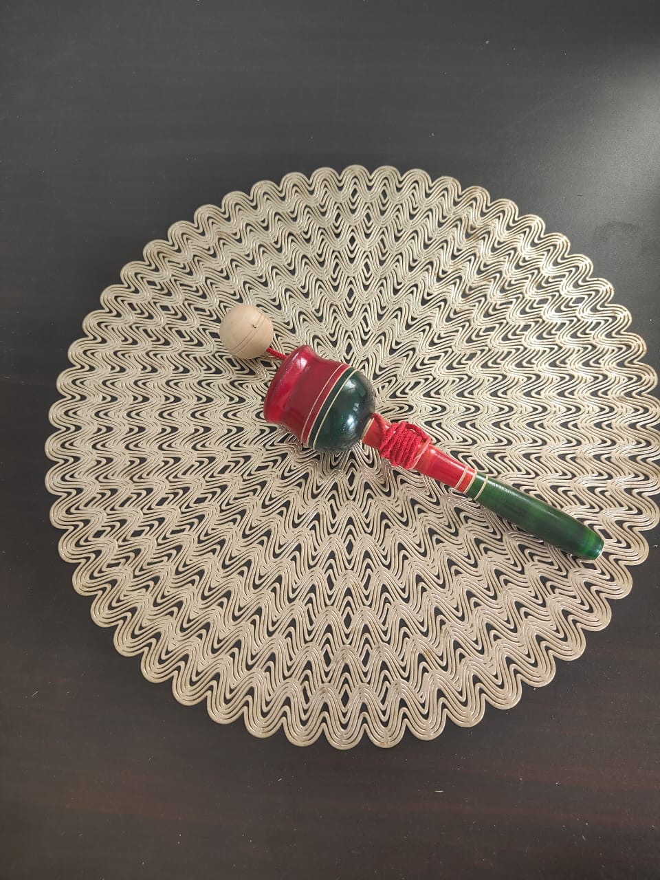 CUP & BALL GAME(CATCH THE BALL)