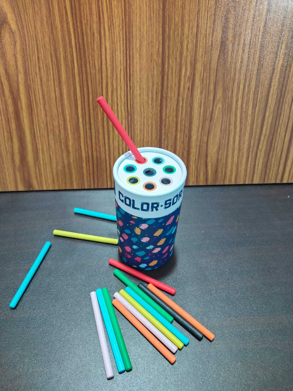 COLOUR SORTING BOX(STICKS)