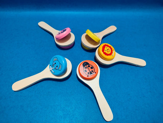 WOODEN CLAP MODEL RATTLE