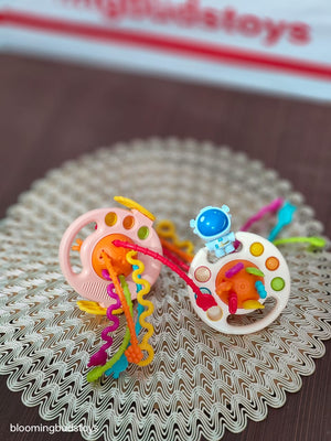 TRAVEL FRIENDLY TOYS
