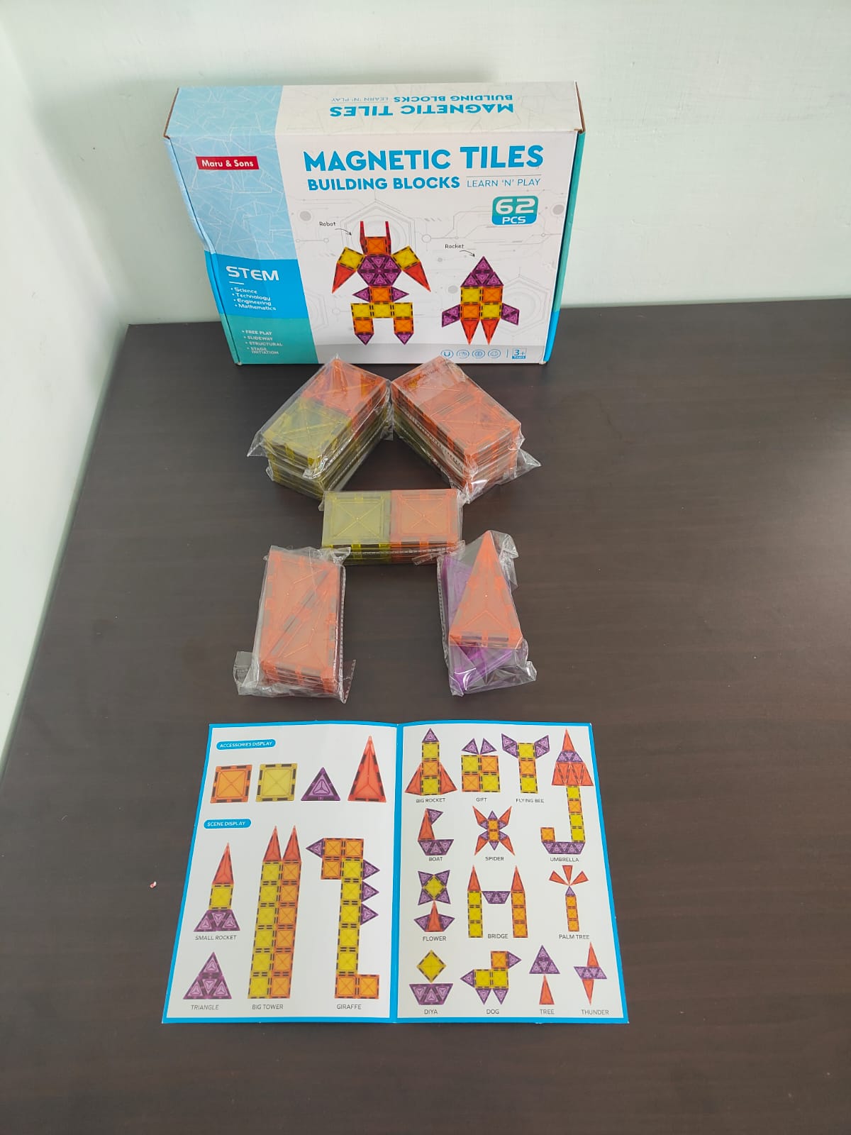 MAGNETIC TILES 62 PIECES
